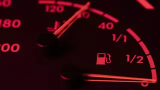 Esto es lo que le puede pasar a tu coche si conduces en reserva
