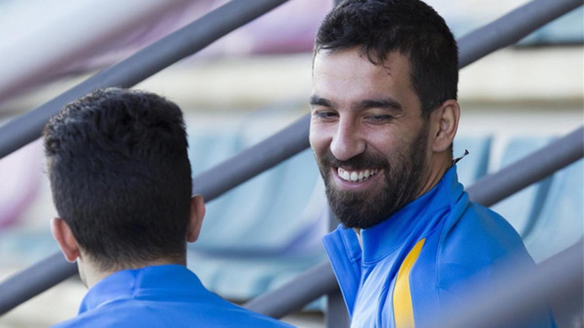 Arda Turan está a punto de debutar con el Barça