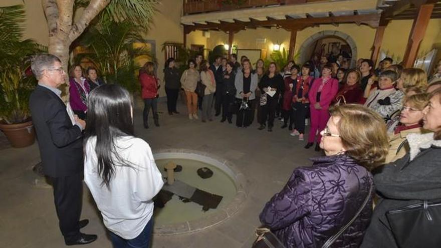 Acto de homenaje a la escritora Sanmao en Telde