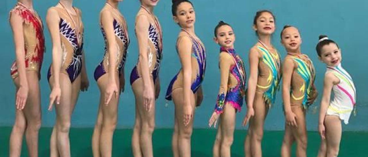 Las gimnastas del Vida Gandia brillaron en Guadassuar.