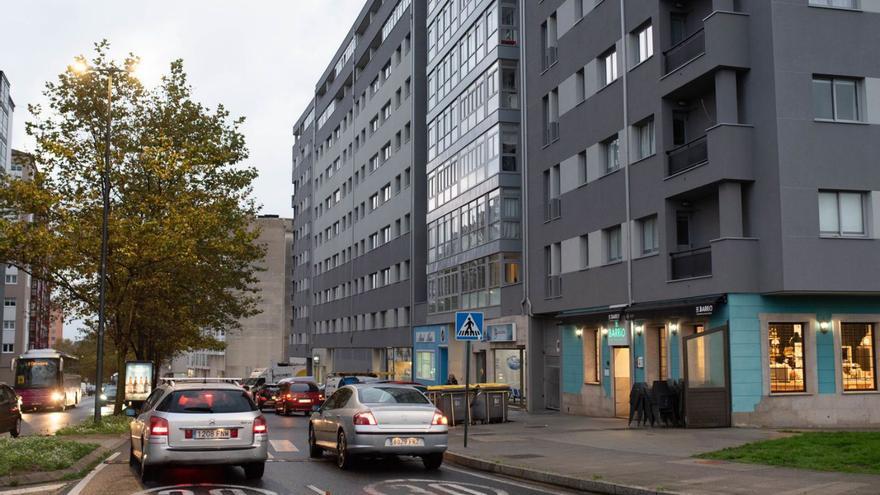 Avenida de Novo Mesoiro, un barrio de la periferia con gran incremento demográfico. | // CASTELEIRO/ROLLER AGENCIA