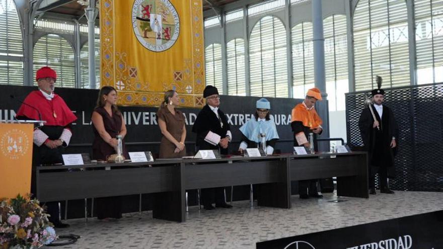 Fotogalería | Así ha sido el solemne acto de apertura del curso académico 2026/2027 de la Universidad de Extremadura
