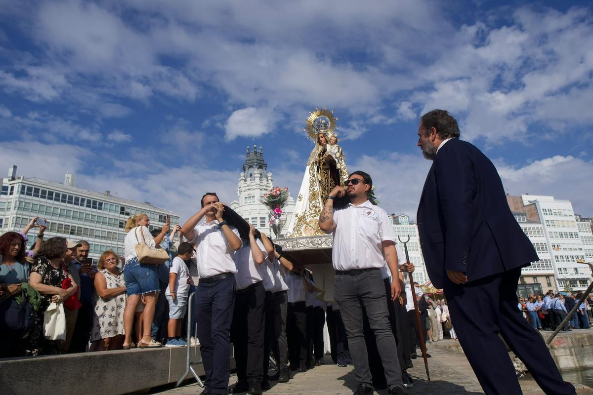 A Coruña honra a la Virgen del Carmen: Imágenes de la procesión