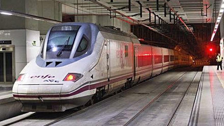 Actualment Renfe és l&#039;únic operador ferroviari del TAV.