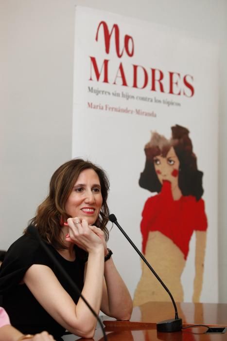 Presentación del libro de María Fernández-Miranda, “No madres”