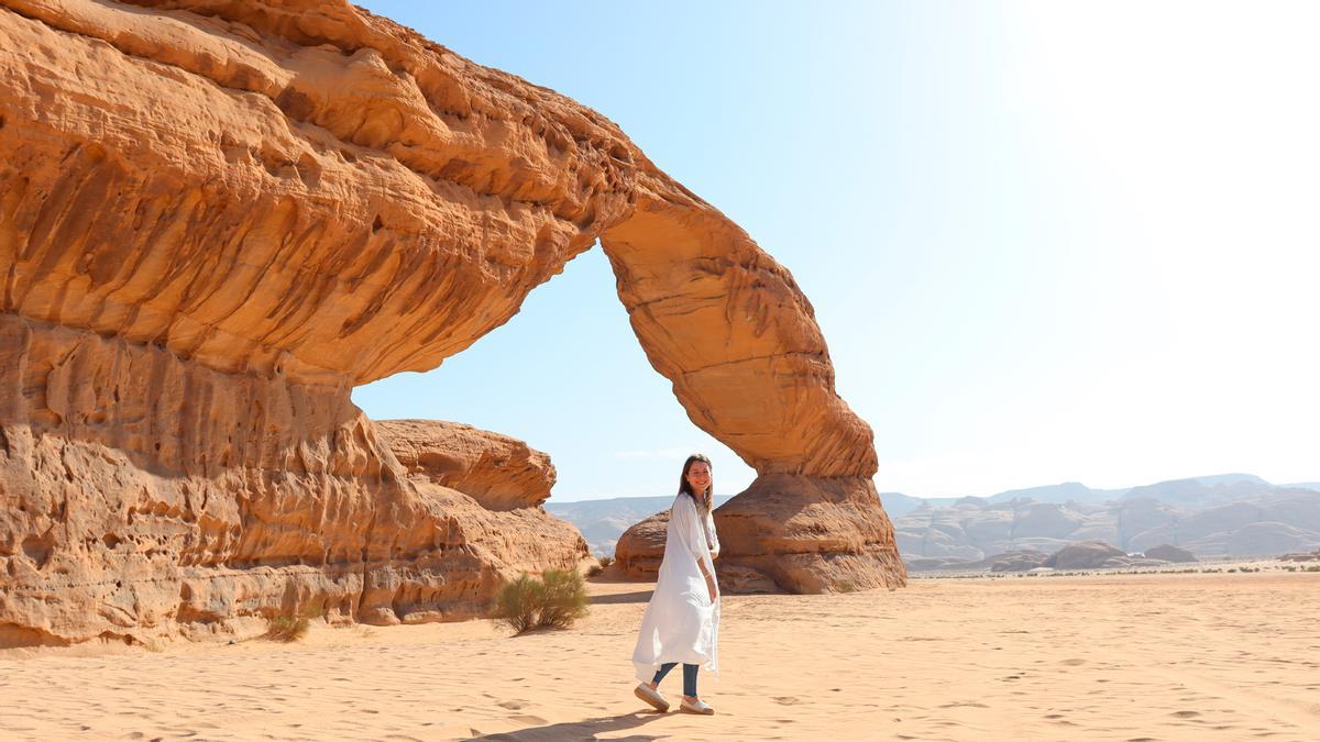 En The Arch, cerca del pueblo de Al Ula, en Arabia Saudí.