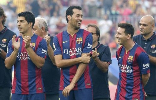Presentación de los jugadores del Barcelona en el Trofeo Joan Gamper.