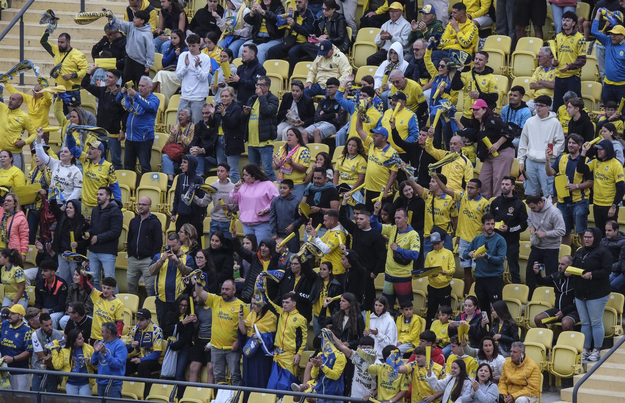 La UD Las Palmas rompe la barrera de los 6.000 fieles en la campaña de abonados
