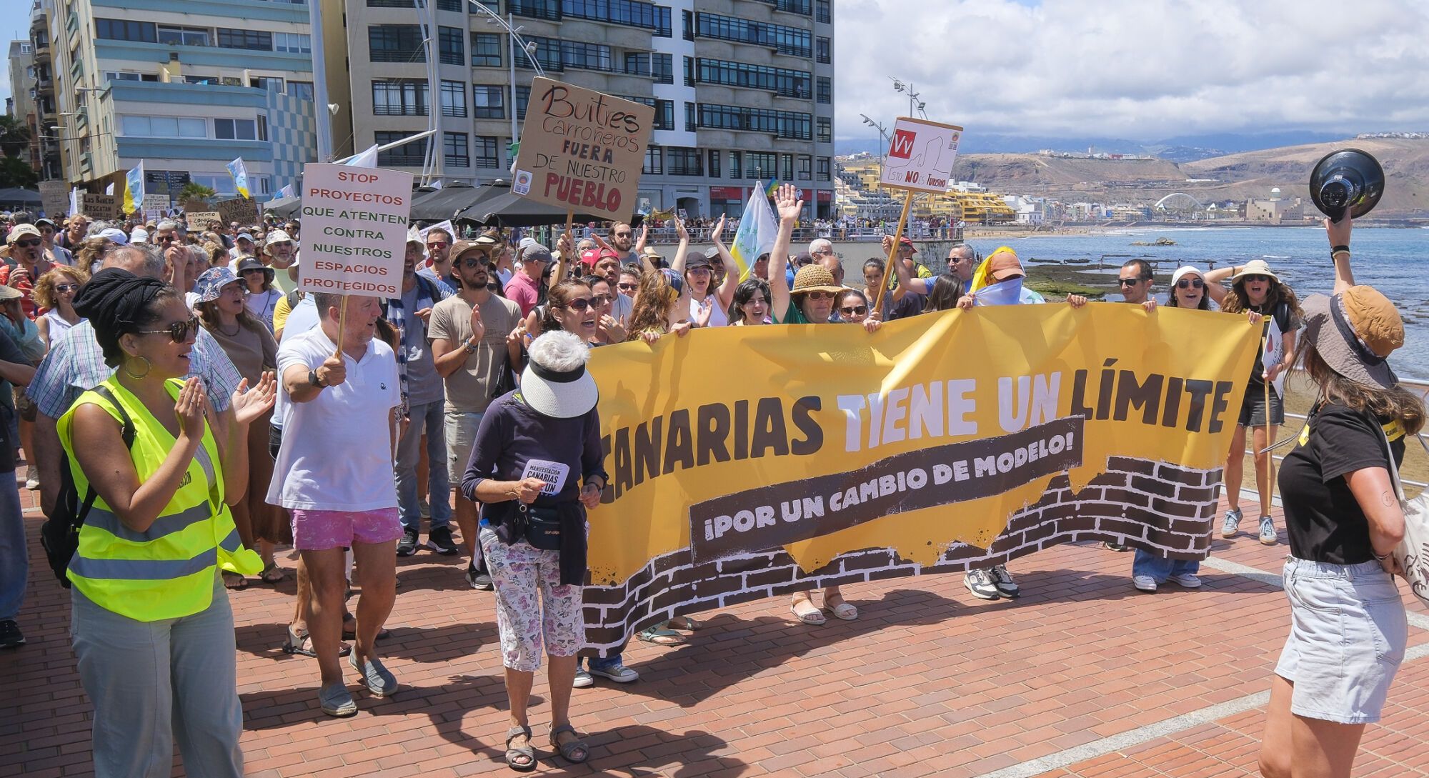 Manifestación Canarias tiene un límite 18M en Las Palmas de Gran Canaria