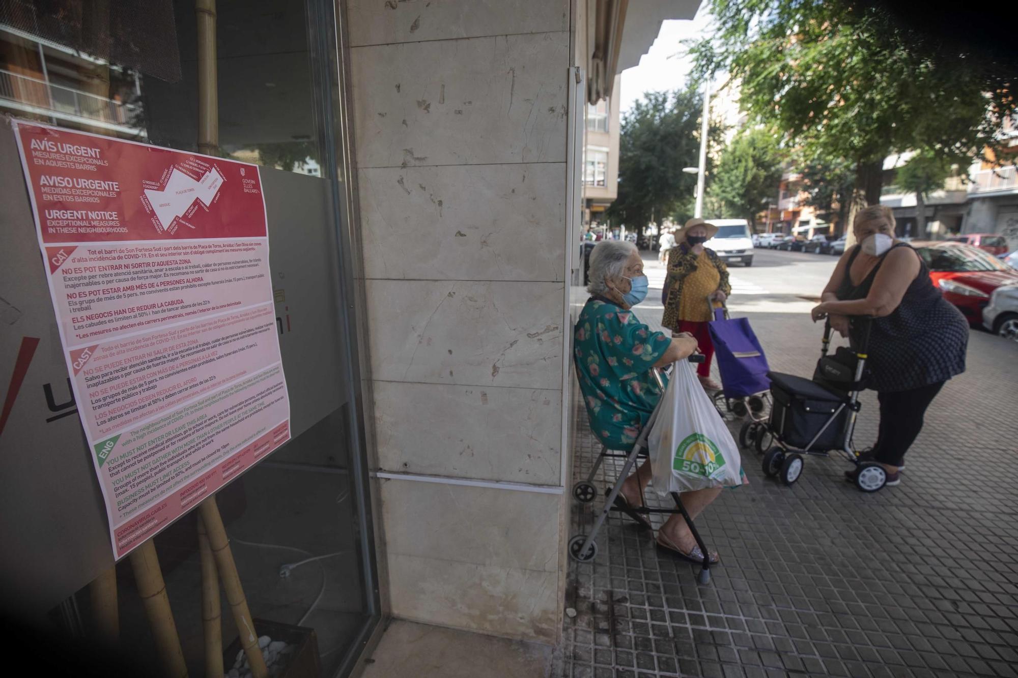 Tranquilidad fuera de lo normal en la zona confinada de Arquitecte Bennàssar