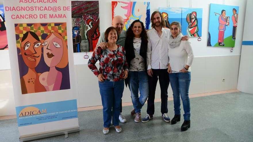 La presentación de la programación del mes del linfedema en la sede de Adicam en Cangas. // G.Núñez