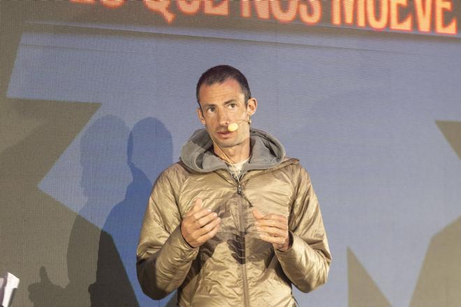 Kilian Jornet reúne a más de 2.000 personas en Son Moix Kilian Jornet reúne a más de 2.000 personas en Son Moix