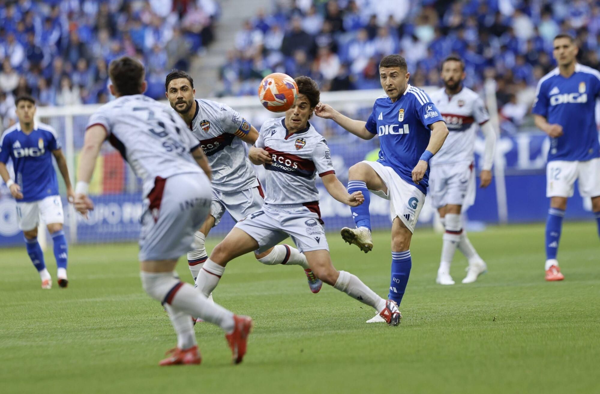 Así fue el partido entre el Oviedo y el Levante