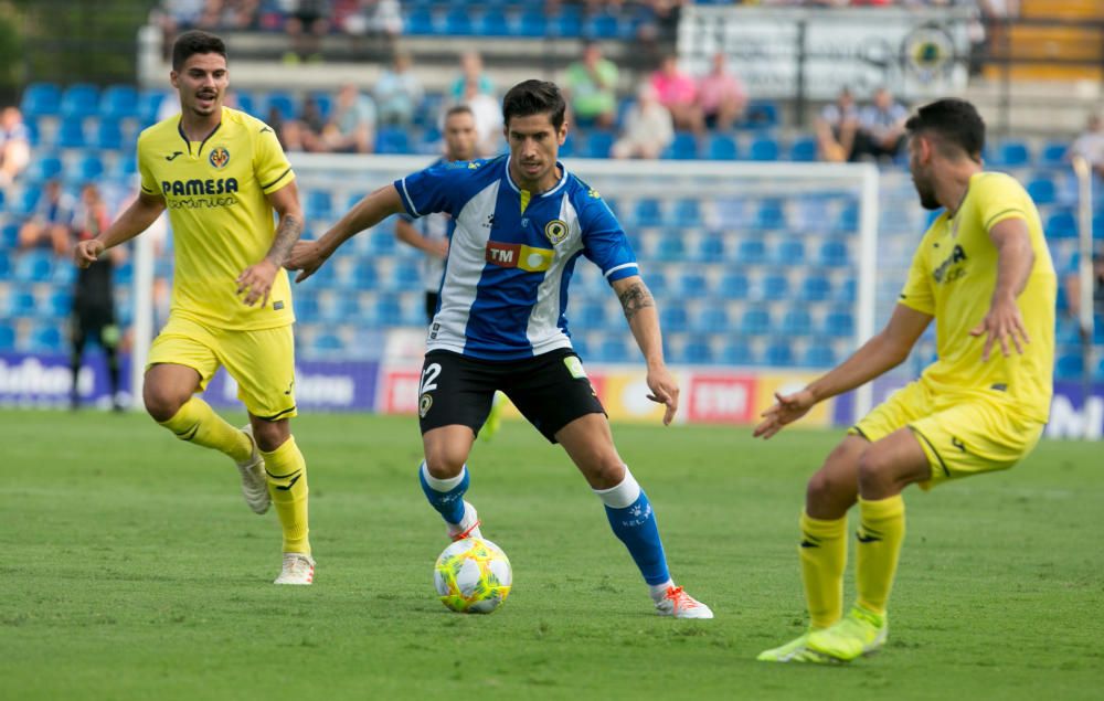 El Hércules genera dudas en su puesta de largo en el Rico Pérez al verse superado por el Villarreal B