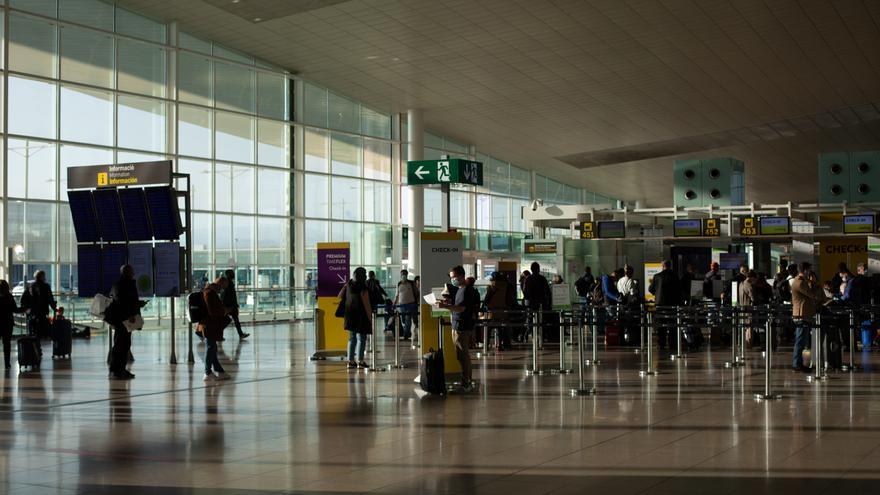 Un incendi a la T2 de l&#039;aeroport de Barcelona activa l&#039;alerta durant dues hores