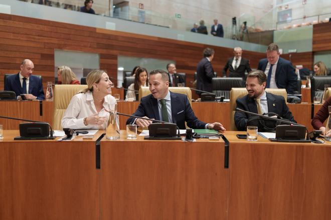 Fotogalería | Primer pleno de la nueva Legislatura en la Asamblea de Extremadura, en imágenes