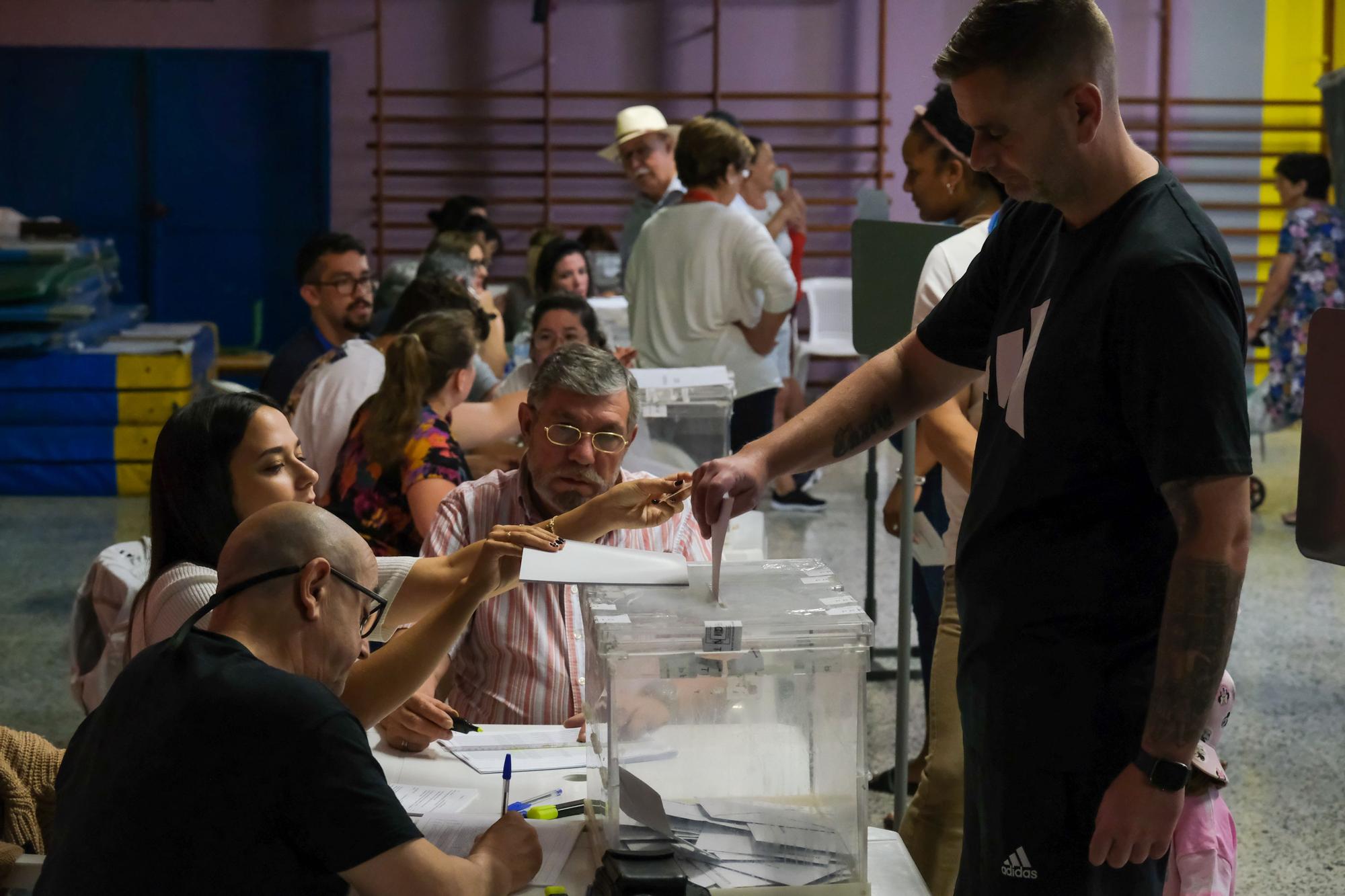 Elecciones municipales 28M | La jornada electoral de Málaga, en imágenes