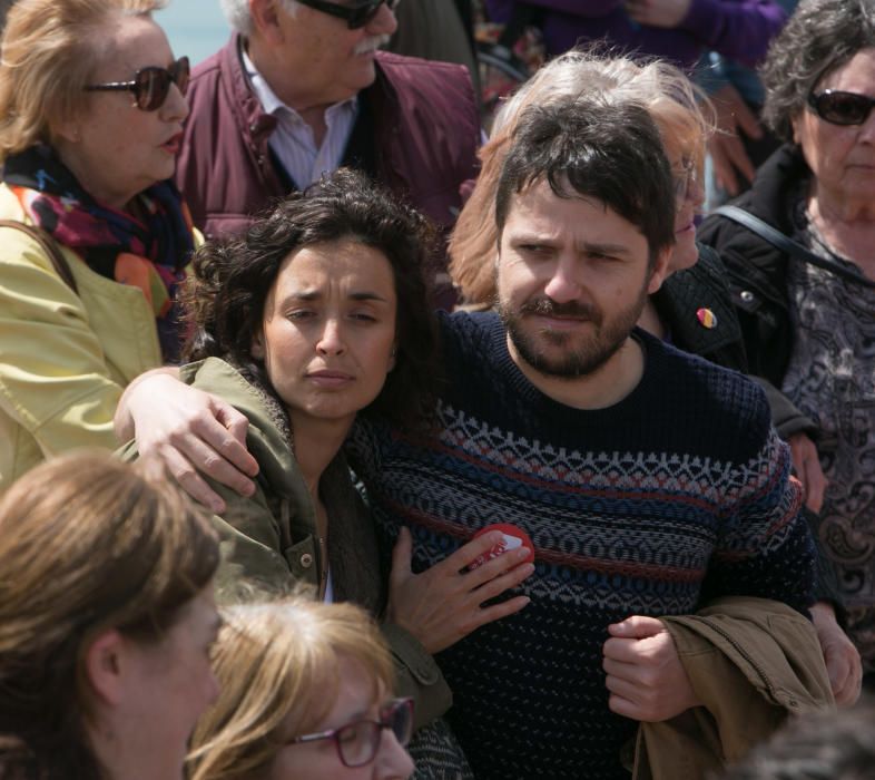 Más de 300 personas reivindican la República en Alicante