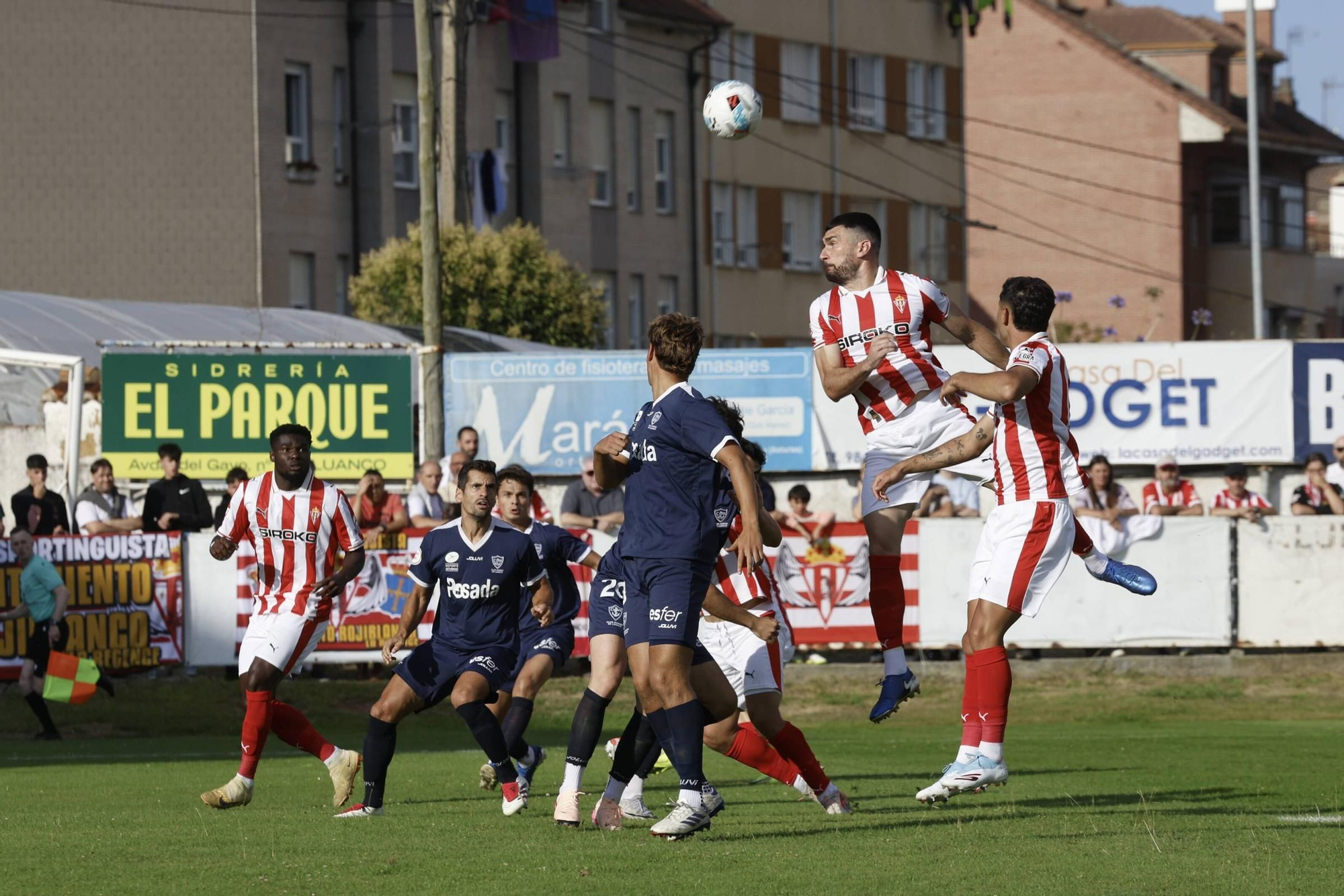 EN IMÁGENES: así fue el choque entre el Sporting y el Marino de Luanco