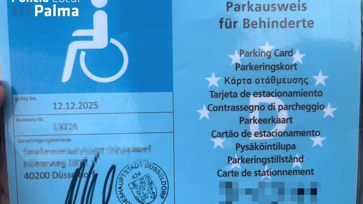 Mit diesem Ausweis parkte die Frau in Palma.