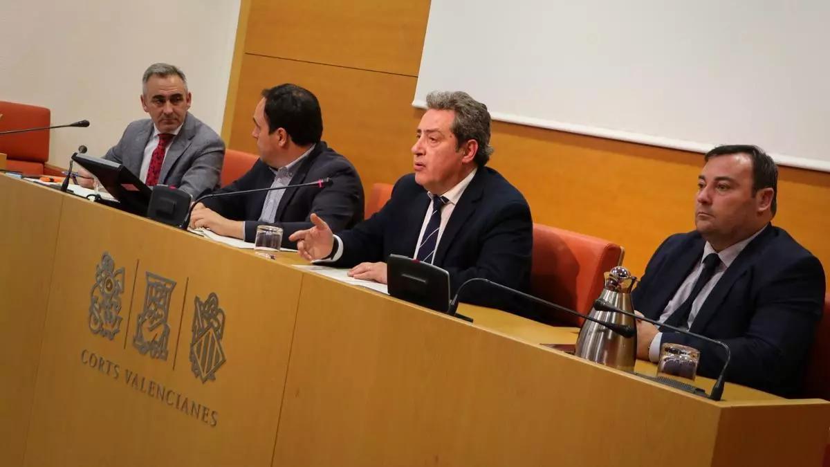 Los portavoces de PP y Vox en Las Corts presentan la ley de concordia en el parlamento valenciano.