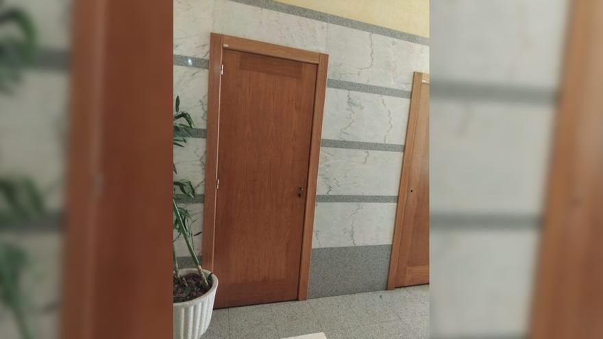 Alarma en El Berrón por una oleada de robos de manillas y extintores en pisos: &quot;Los ladrones viven en la zona&quot;