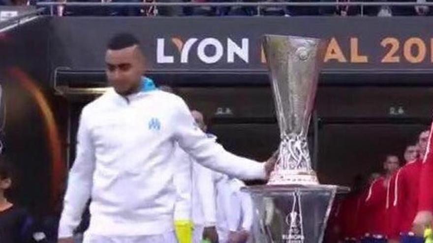 Payet, víctima de la maldición de la copa