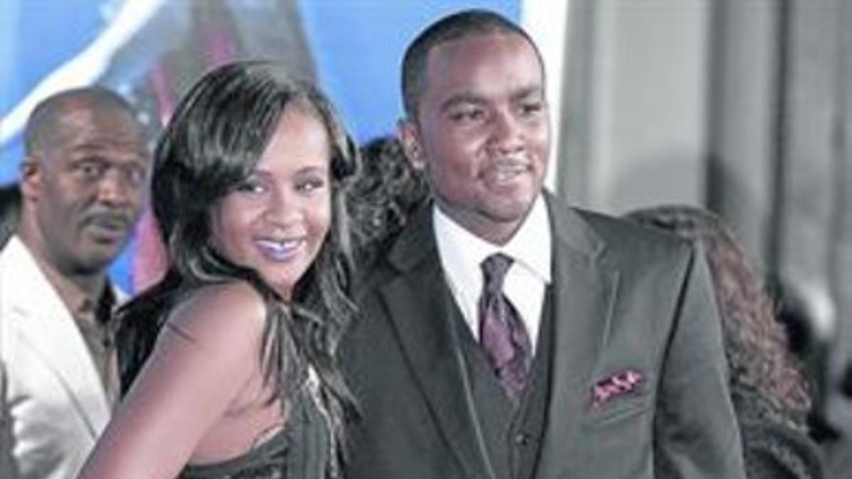 Nick Gordon y Bobbi Kristina, hija de Whitney Houston y Bobby Brown, en un estreno en agosto del 2012.