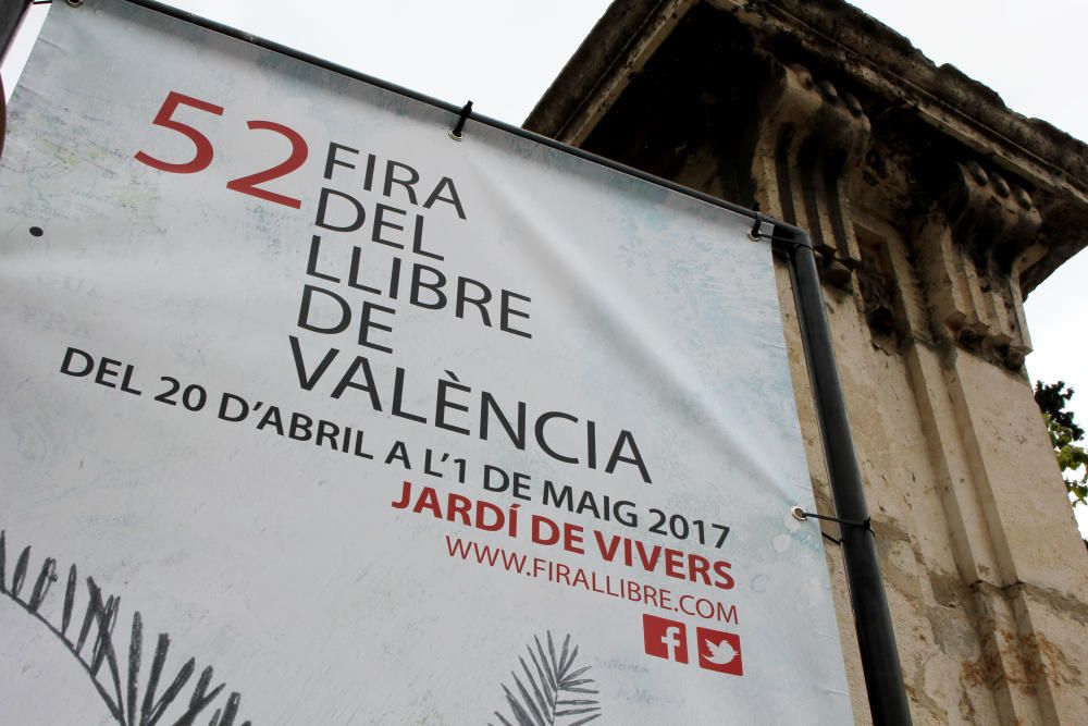 Un paseo por la 52ª Fira del Llibre de València