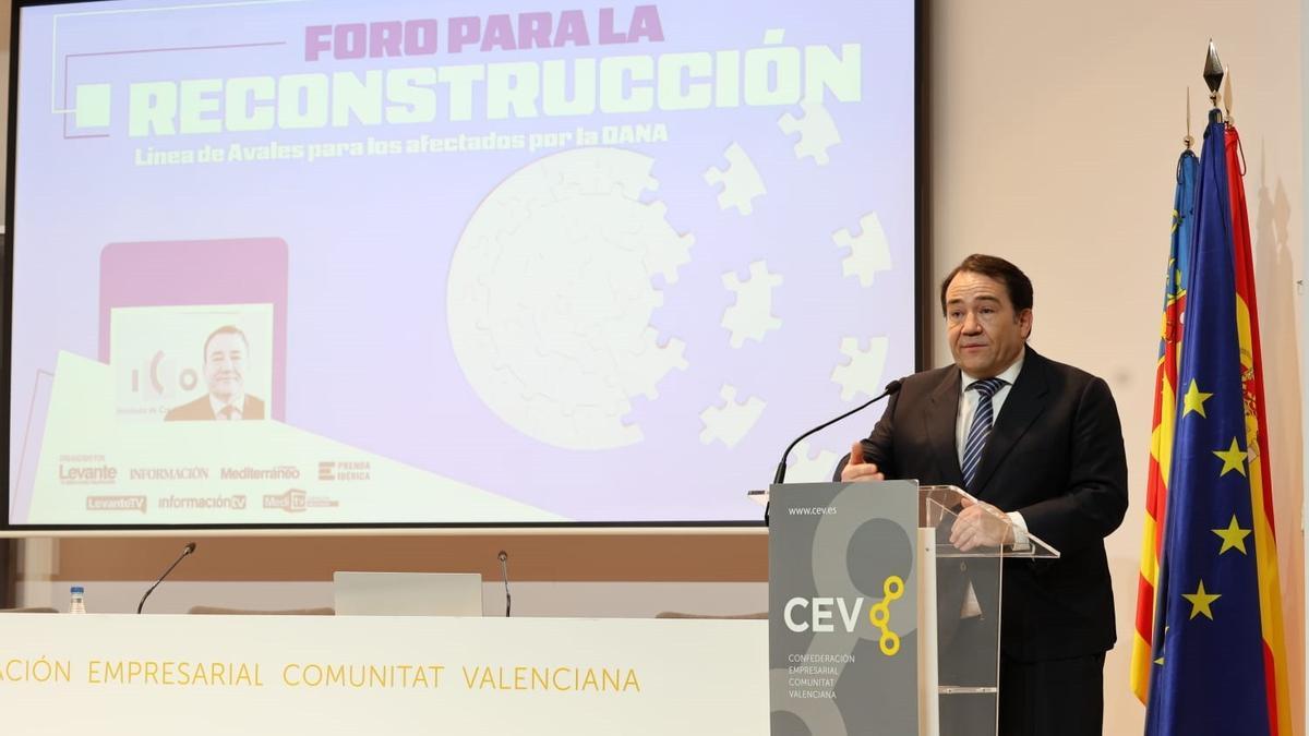 El presidente del ICO Manuel Illueca, en el Foro de la Reconstrucción