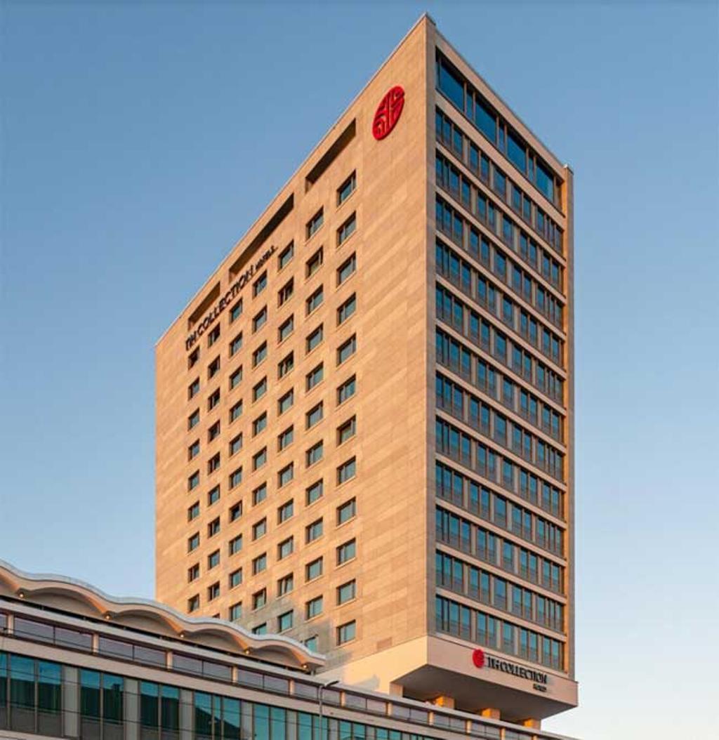 Exterior del hotel, que es una de las construcciones más altas del centro de Múnich