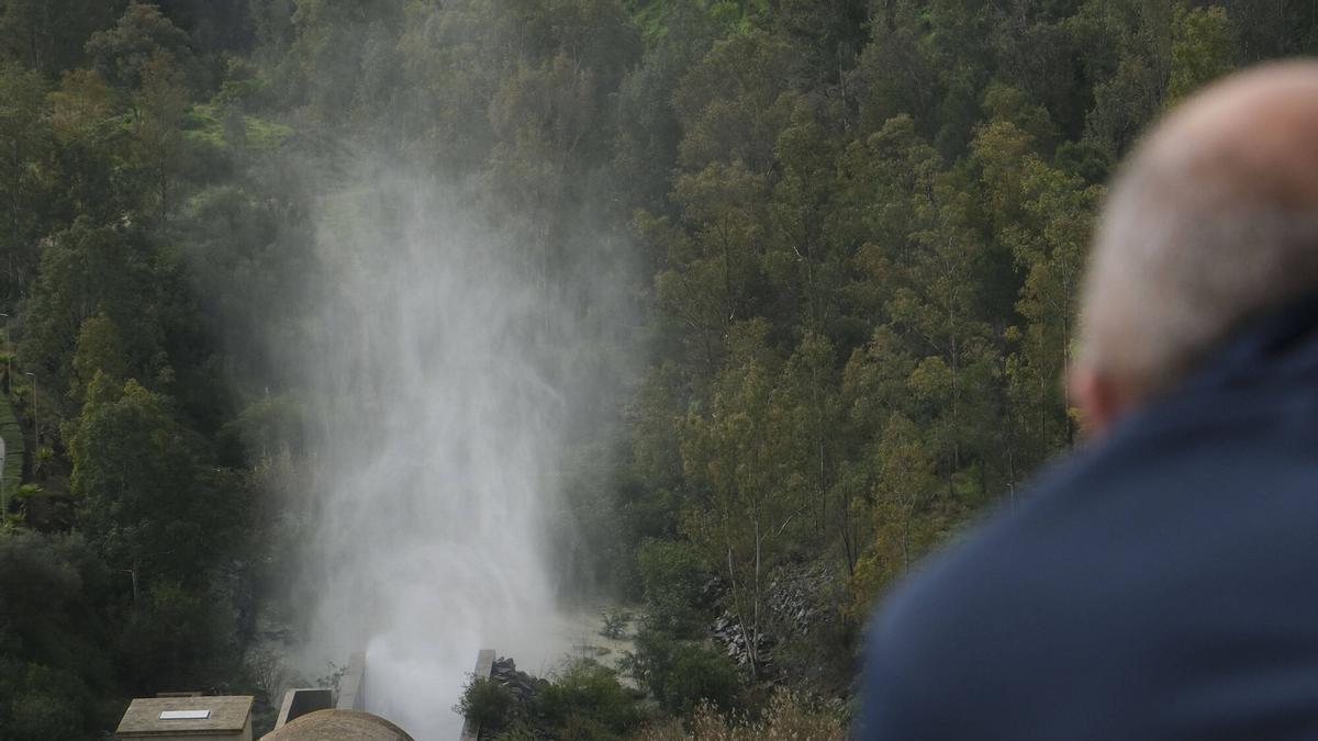 Desembalse del pantano de La Viñuela