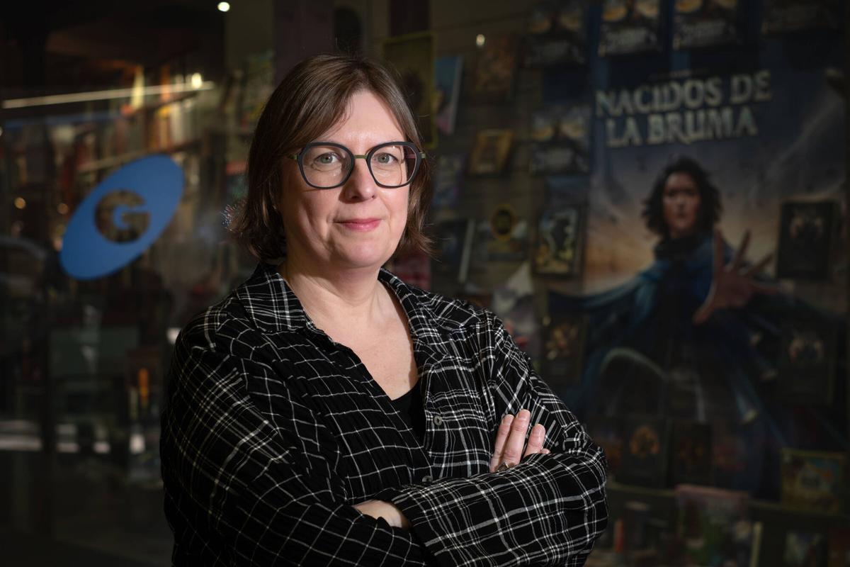 Antonia Hodgson, autora británica de 'The Raven Scholar', una fantasía épica