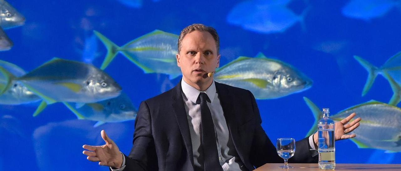 El economista Daniel Lacalle ayer en el Acuario Poema del Mar.