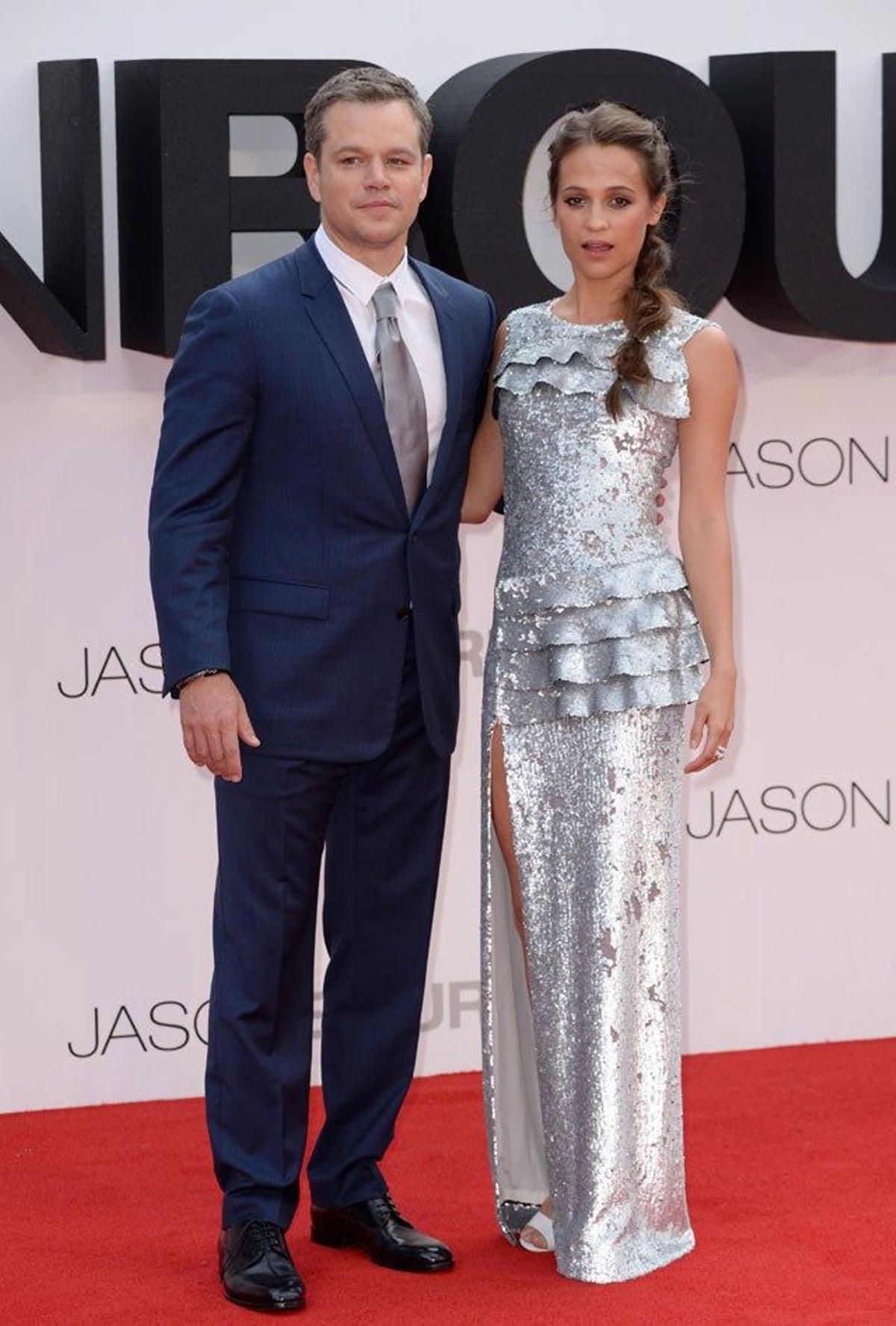 Matt Damon y Alicia Vikander, en la première de Jason Bourne en Londres.