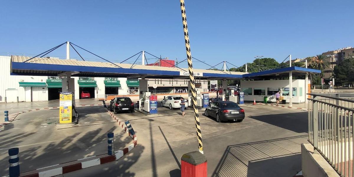 Gasolinera Carrefour.