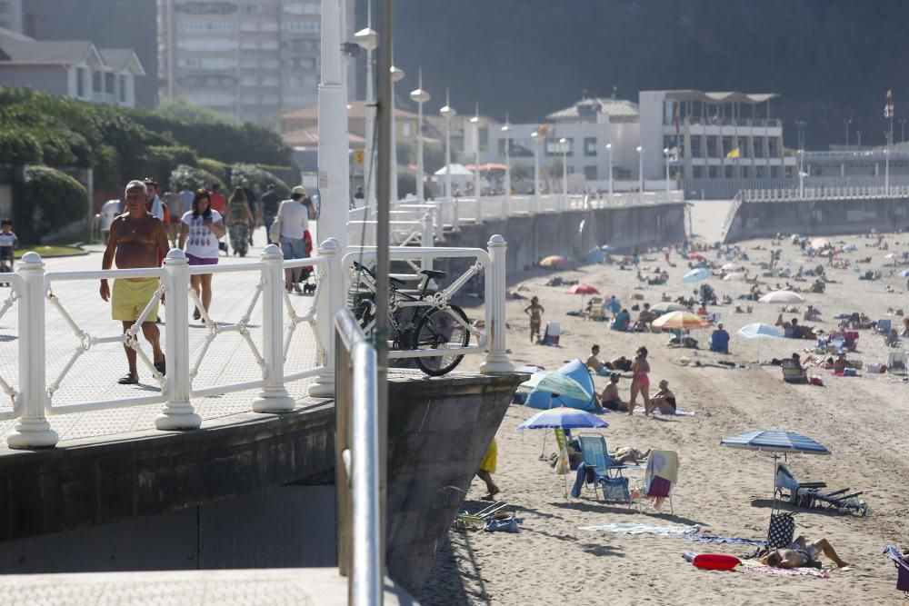 Nuevo día de playa en Asturias