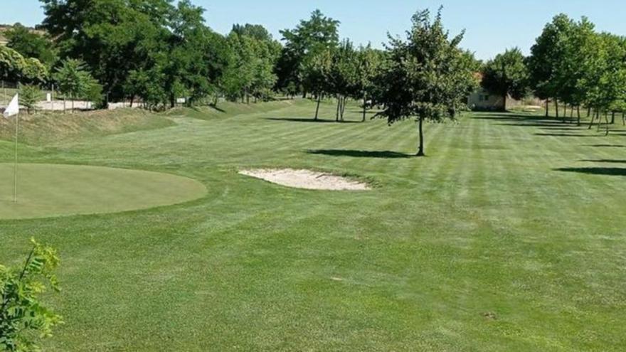 El club de golf de El Maderal rechaza las acusaciones de favores