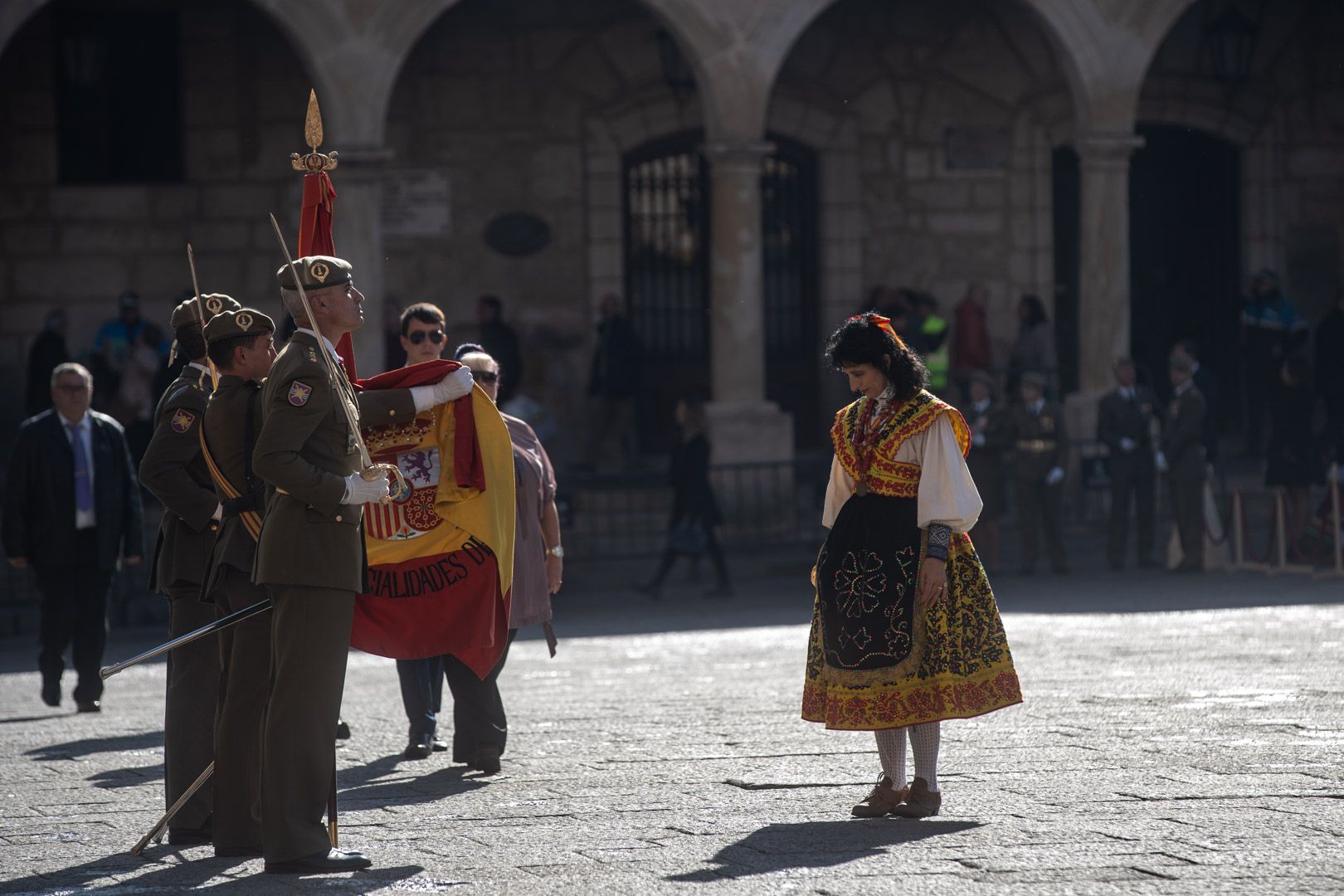 GALERÍA | La jura de bandera para civiles, en imágenes