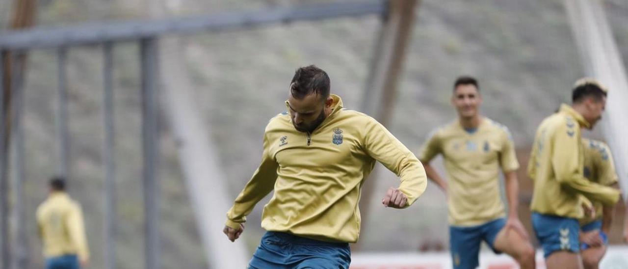 Jesé Rodríguez, ayer, durante el entrenamiento de la UD Las Palmas celebrado a puerta cerrada. |