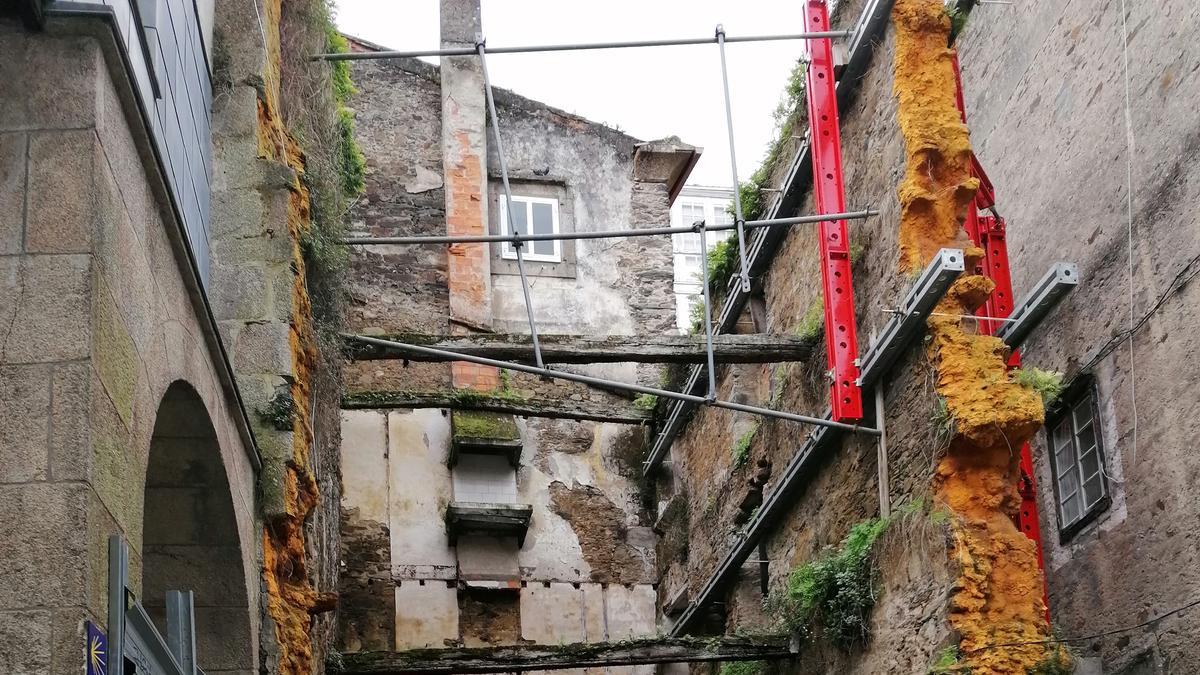 Solar de la Casa Gótica, en pleno casco histórico