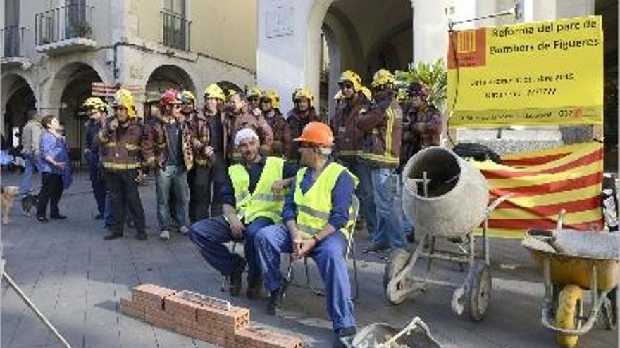 La protesta que el cos va protagonitzar el passat novembre, davant de l&#039;ajuntament.