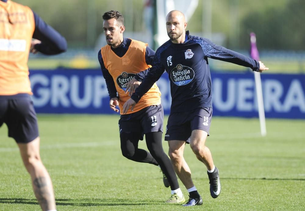 El equipo avanza en la preparación de la visita del domingo a Mestalla con Pedro Mosquera ya sobre el césped y Sidnei recuperado de su lesión muscular.