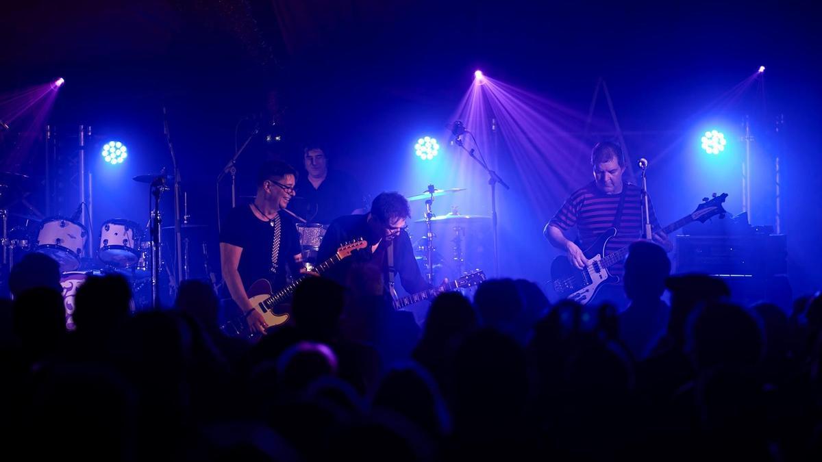 Los Peter Colours, en la carpa de Sant Jordi