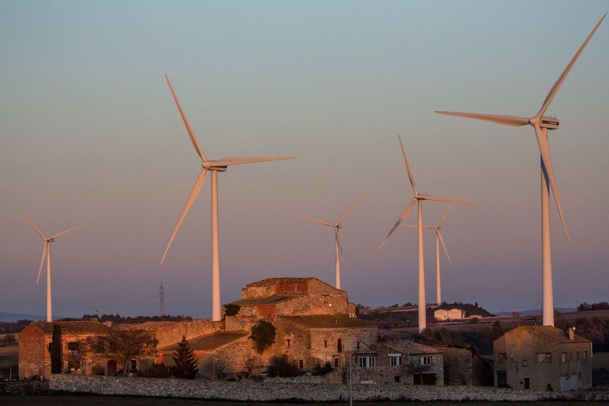 Catalunya només disposa del 20% de l'energia verda necessària per a 2030 Catalunya només disposa del 20% de l'energia verda necessària per a 2030