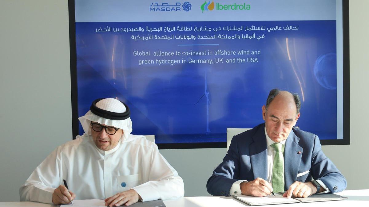 El presidente de Iberdrola, Ignacio Sánchez Galán, y el CEO de Masdar, Al Ramahi.