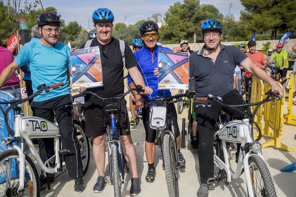 El municipio celebró este domingo el Día de la Bicicleta desde el parque de Foietes