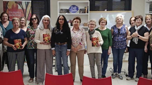 La escritora Ana Isabel García Tejero compartió ‘Una maleta a medio llenar’.