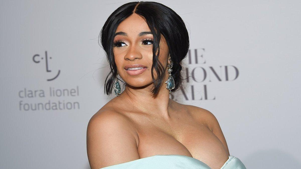 Cardi B canta por Camilo Sesto en Instagram como homenaje