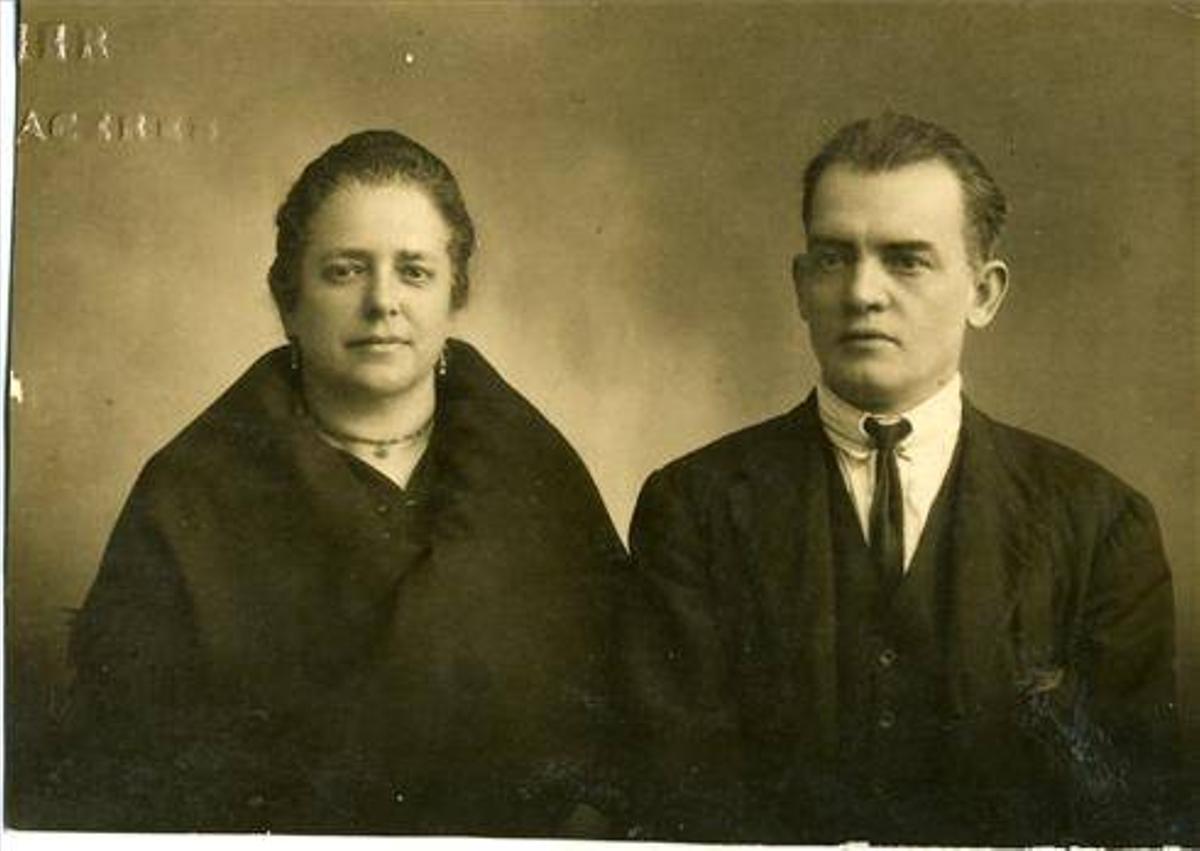 Cáceres todo un placer: Teresa La Navera, la dama de la saeta
